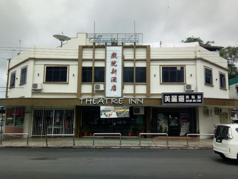 Theatreinn Sri Aman Ngoại thất bức ảnh